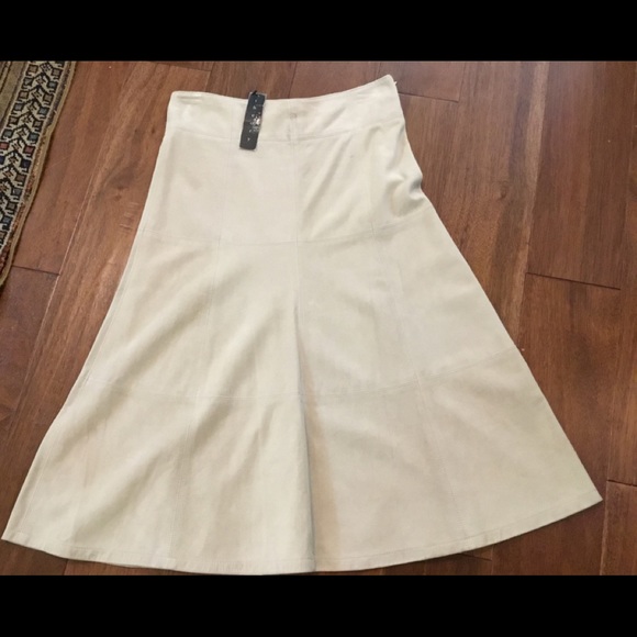 Theory Dresses & Skirts - Suede Theory midi skirt